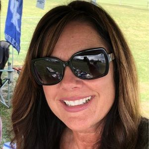 Meet your Posher, Kristin